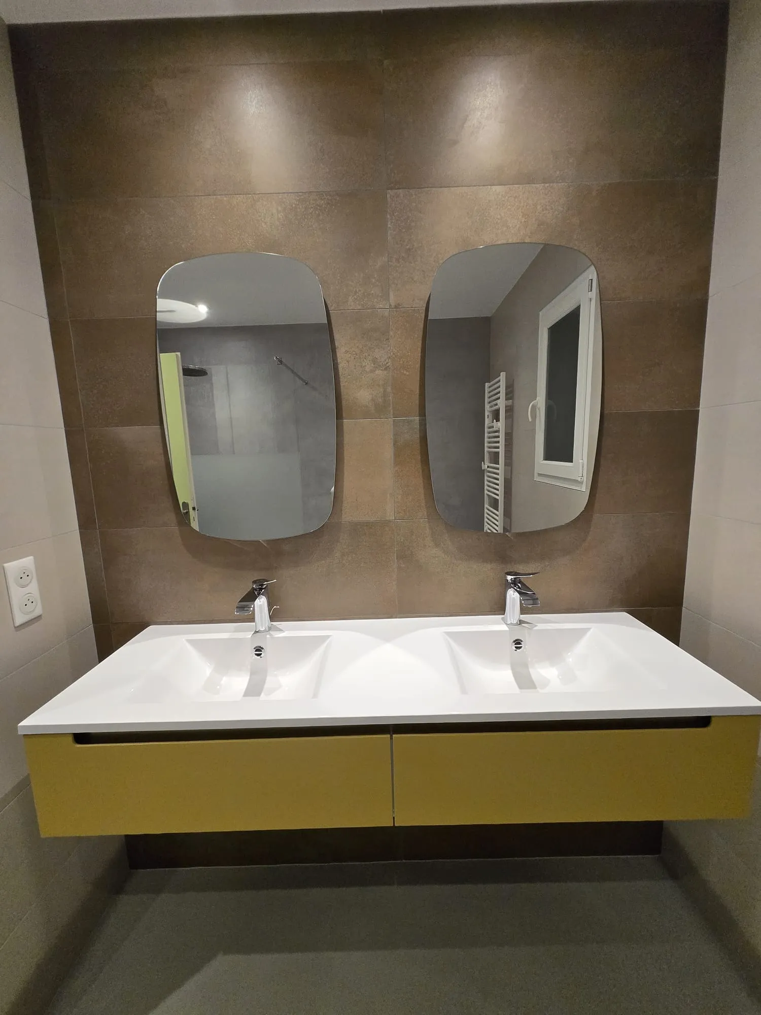 pose de faïence à La Chaize‑le‑Vicomte Galipaud